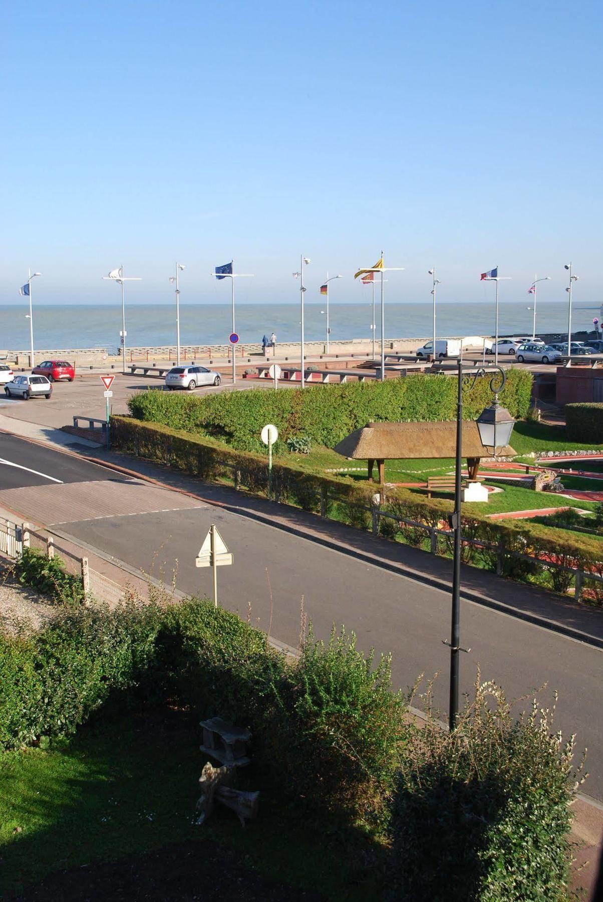 Hotel Des Bains Veulettes sur Mer Bagian luar foto